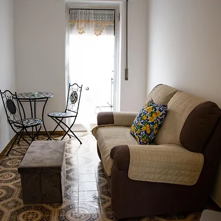 Dom wakacyjny Casa Vacanze Da Nonna Nunziata *